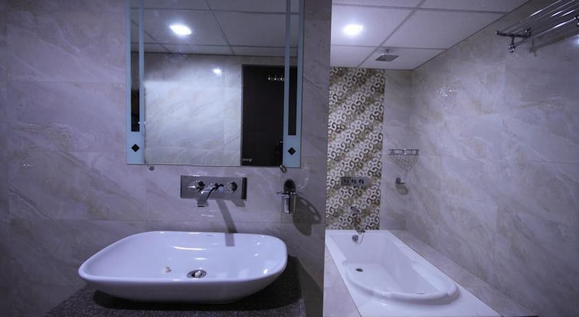 Hotel Ashray Inn Ahmadabad Zewnętrze zdjęcie